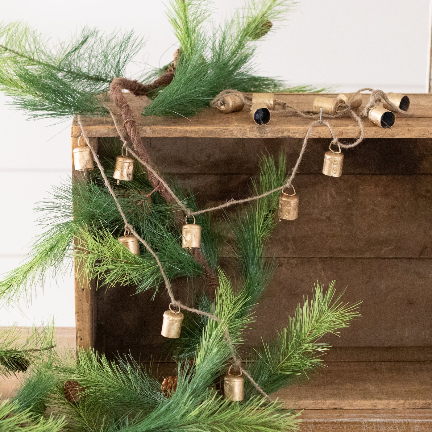 Brass Bell Garland Linabella