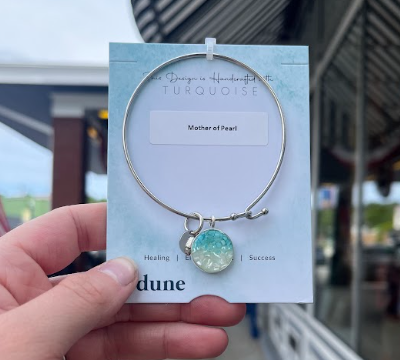 Dune Beach Bangle Mother of Pearl