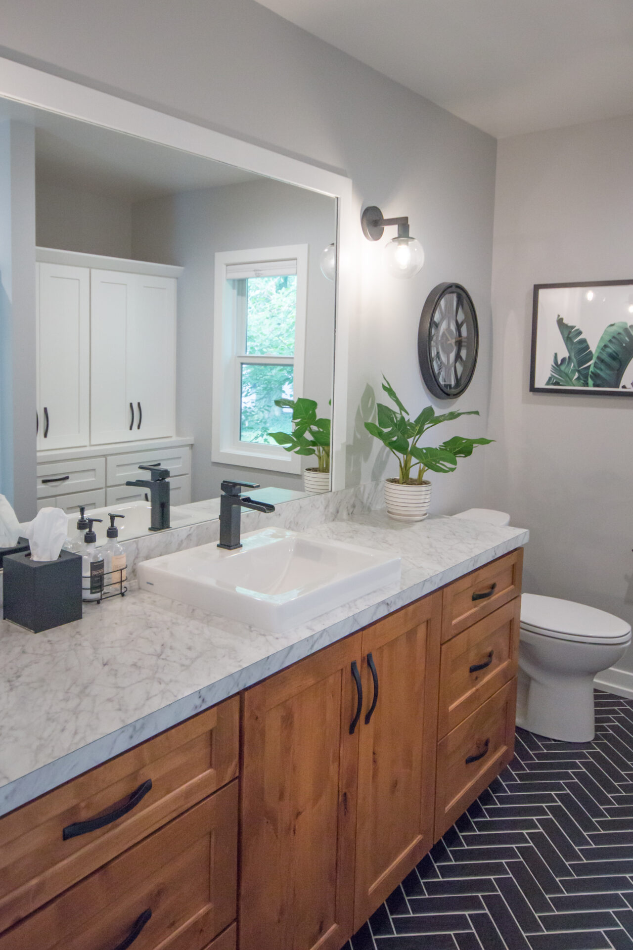 Custom Built Bathrooms Near Me - Straight Line Design